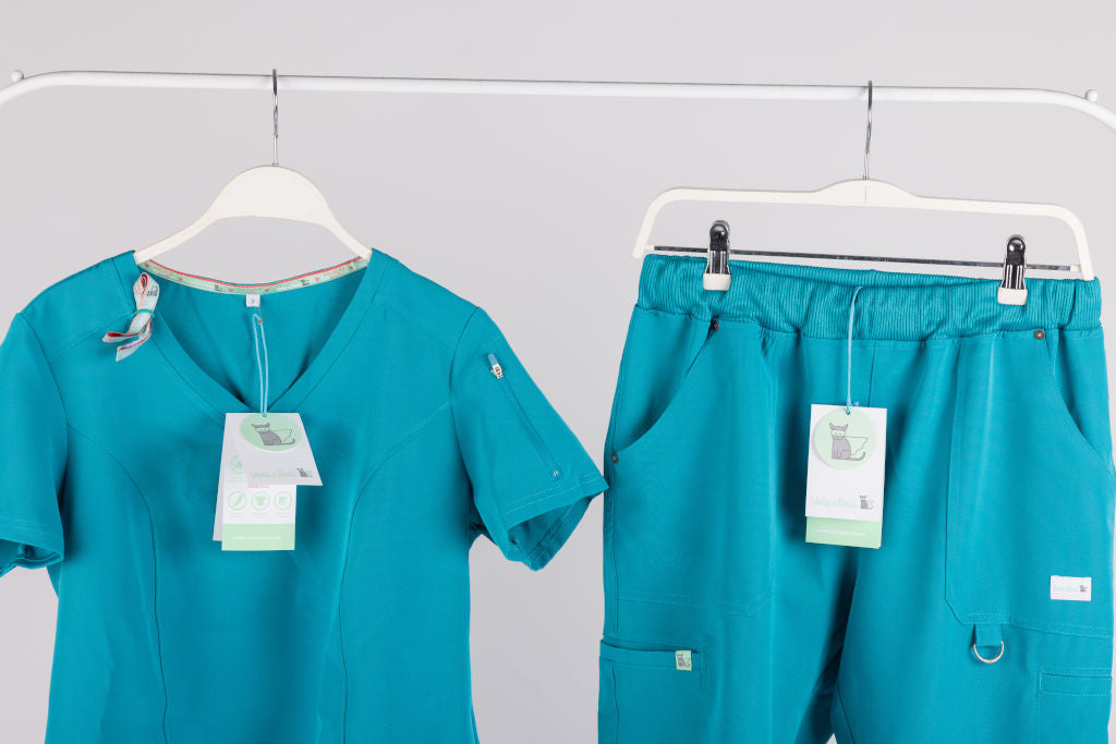 Uniforme-Veterinarios-Azul.jpg